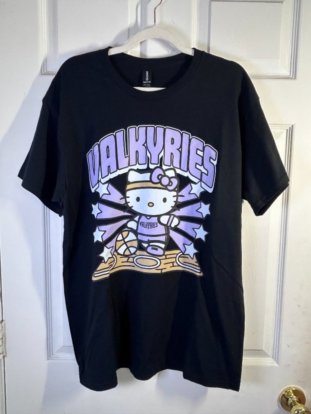 Golden State Valkyries x Hello Kitty T-Shirt on Gildan Tag - Large